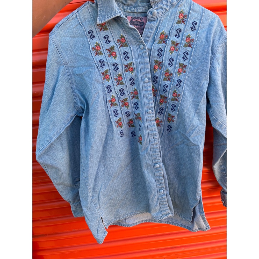 Vintage Cambridge Country Store Denim Embroidered Floral Pintuck Shirt Medium